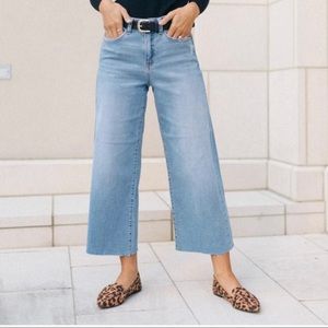 Sneak peek High Rise Wide Leg Crop Jeans 28